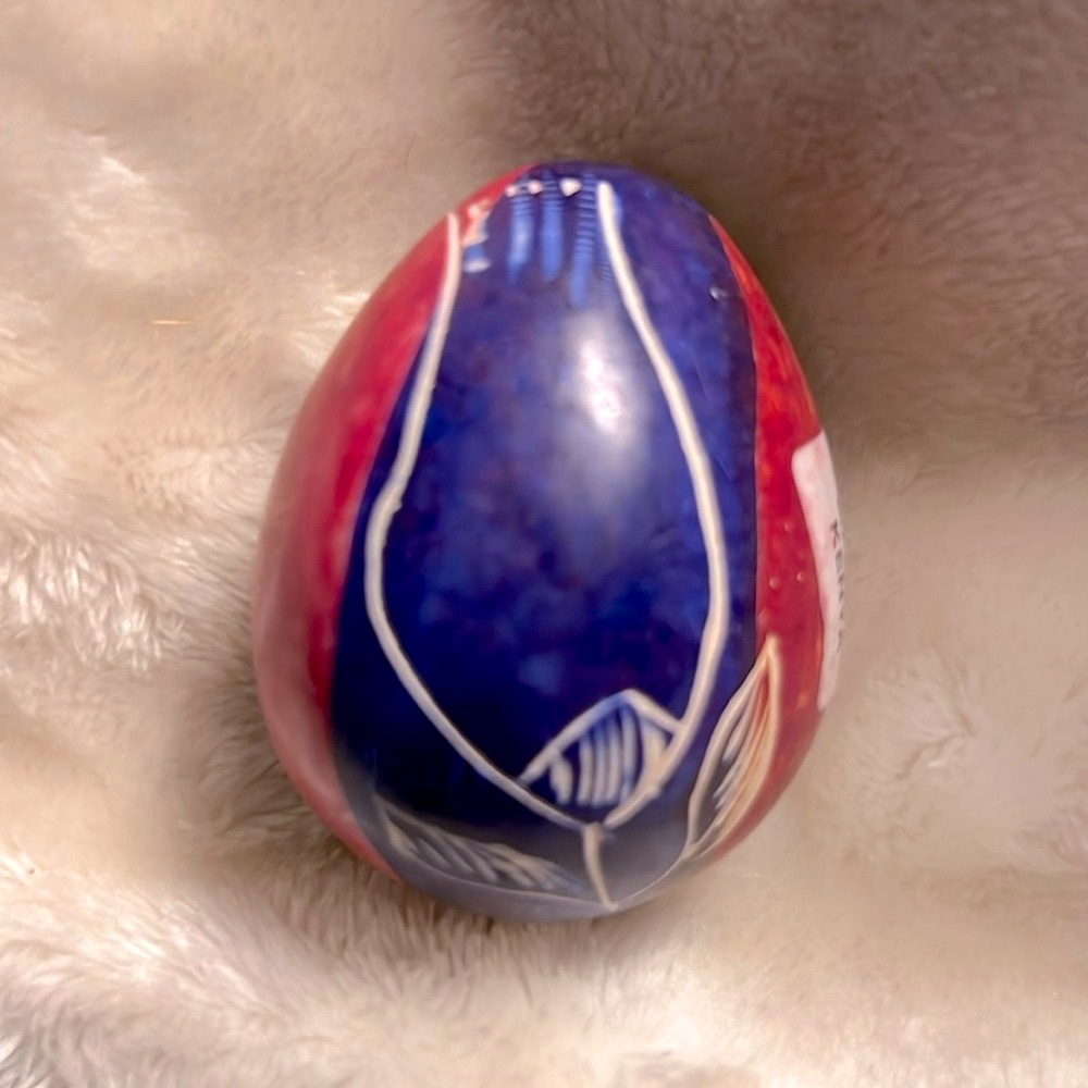 🇰🇪👱🏾‍♀️🌹 AFRICAN HAND CARVED ETCHED FLORAL DECORATIVE STONE EGG FROM KENYA